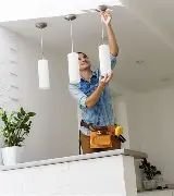 Installazione lampadari — elettricista a Milano